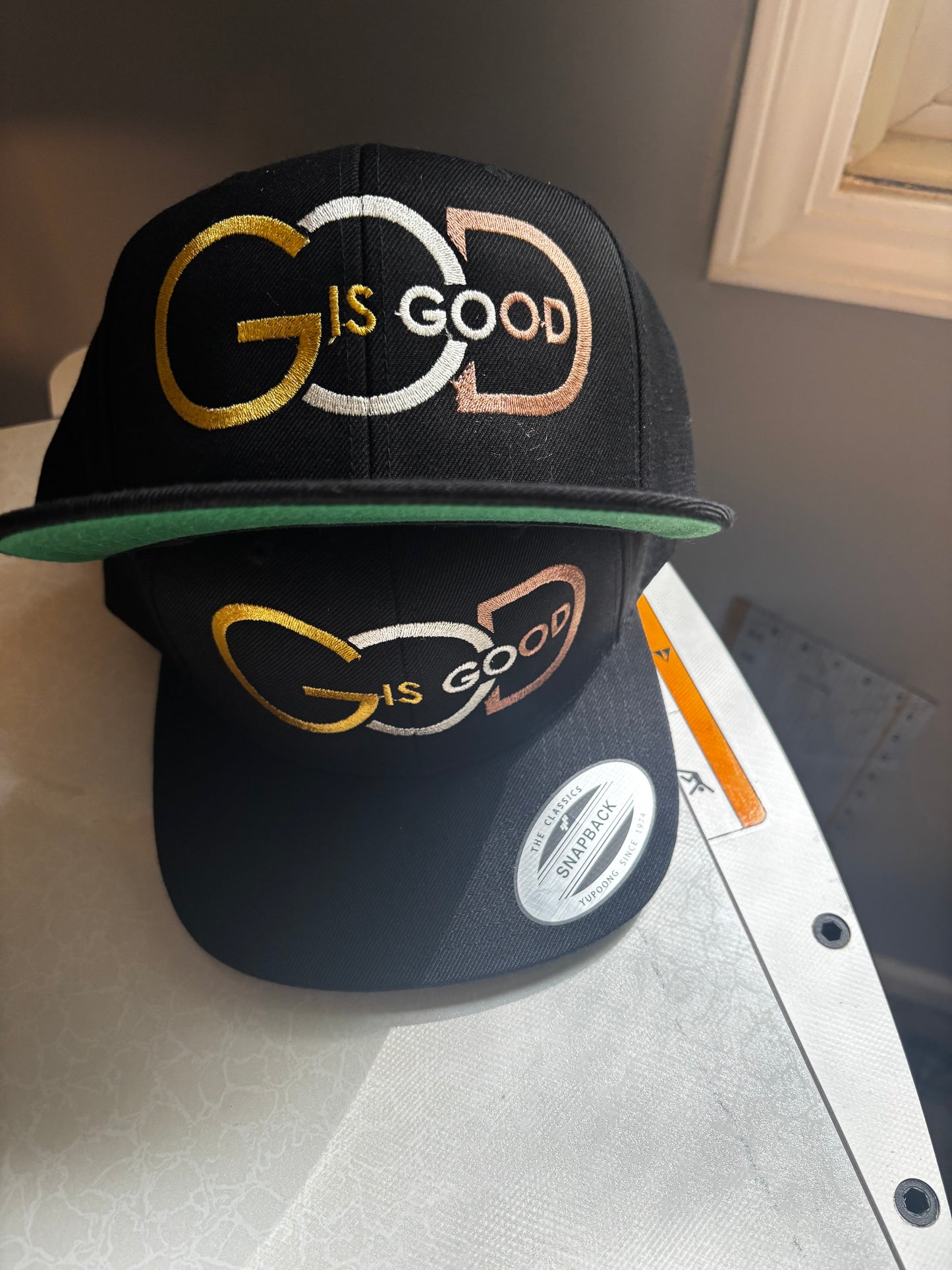 Black SnapBack